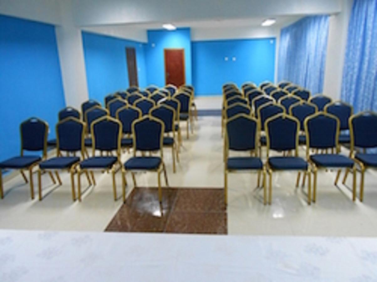 Corina Hotel Monrovia Extérieur photo