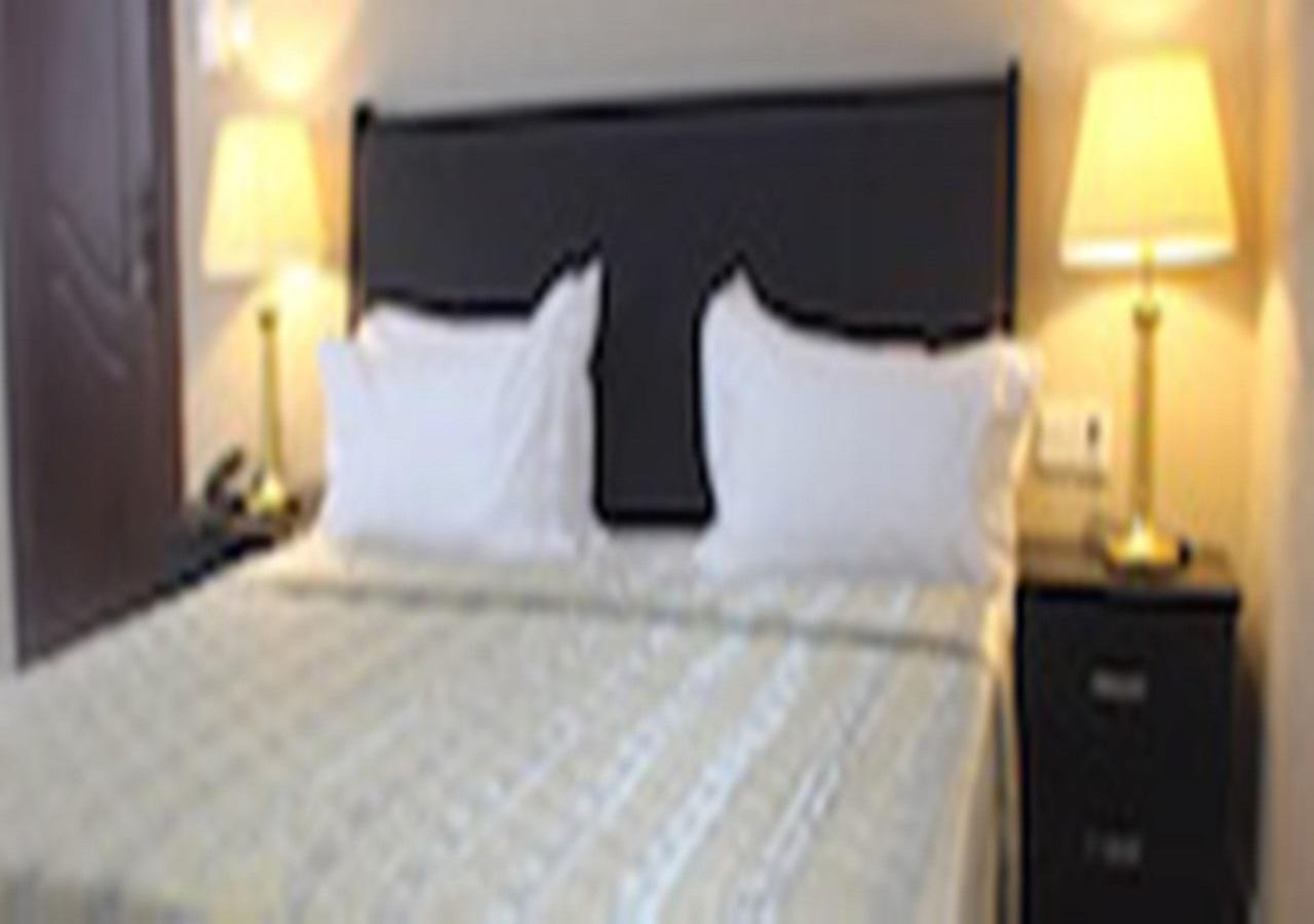 Corina Hotel Monrovia Extérieur photo